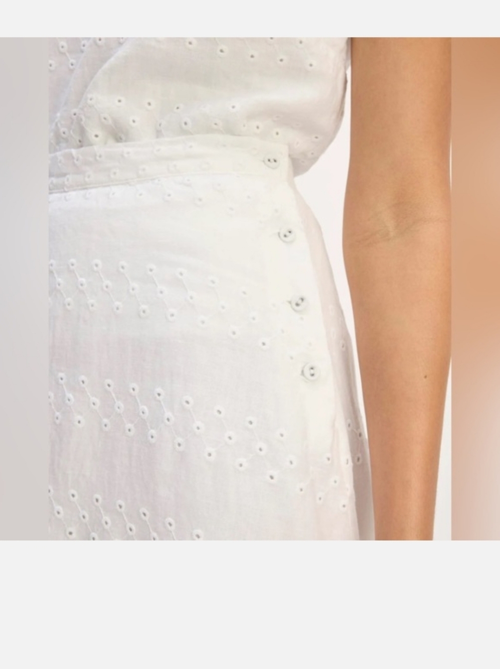 EUC Everlane Eyelet Skirt 100% Linen - Picture 2 of 7